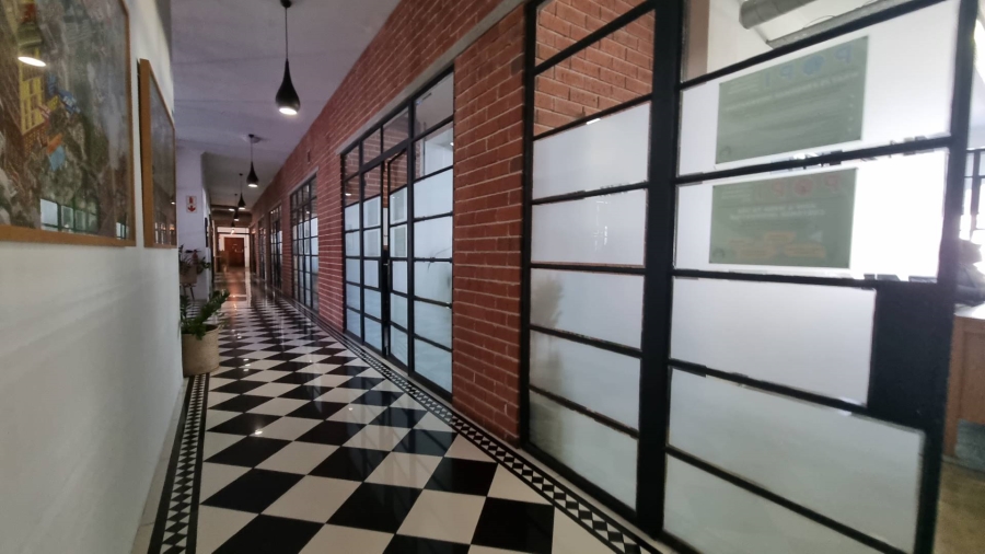 To Let Commercial Property for Rent in Woodstock Western Cape